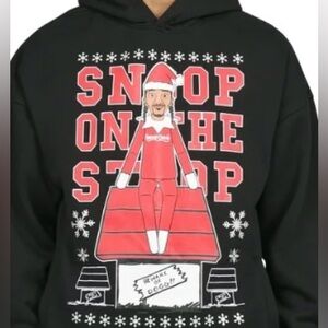 Snoop On A Stoop Christmas Graphic Hoodie
Sweatshirt Unisex Size 3XL